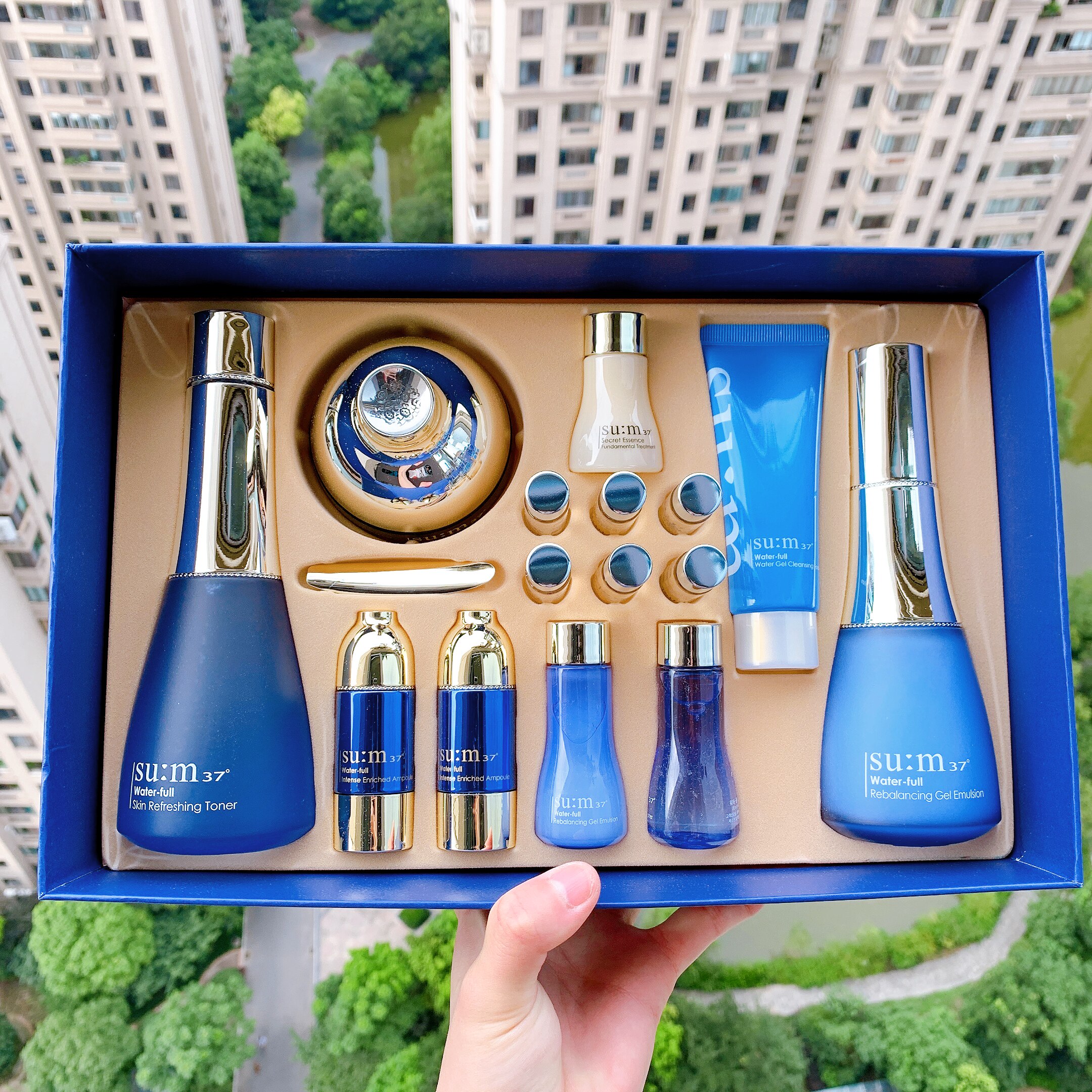 韩国sum37苏秘呼吸惊喜水份安瓶套装礼盒水乳面部护理套装