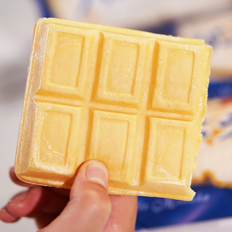 日本进口meito梅特摩力格香草牛奶巧克力冰淇淋8袋冰淇淋