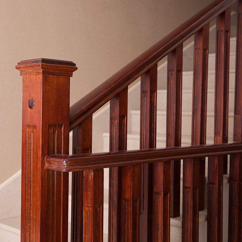 楼梯实木定制整体别墅复式阁楼橡木原木护栏楼梯立柱