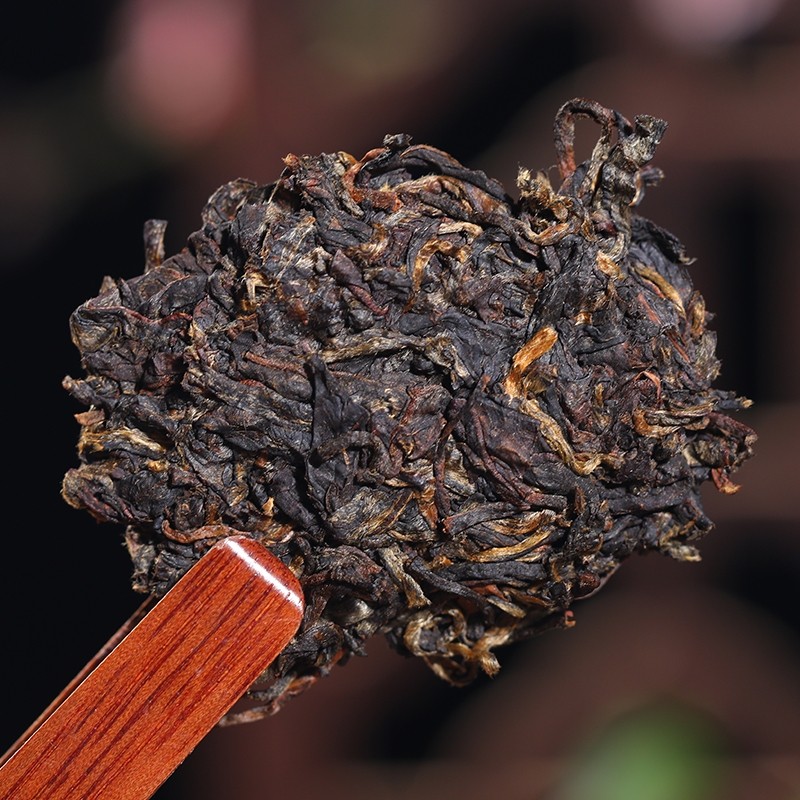 云南南普洱生茶叶晒红茶饼凤庆滇红特级古树滇红