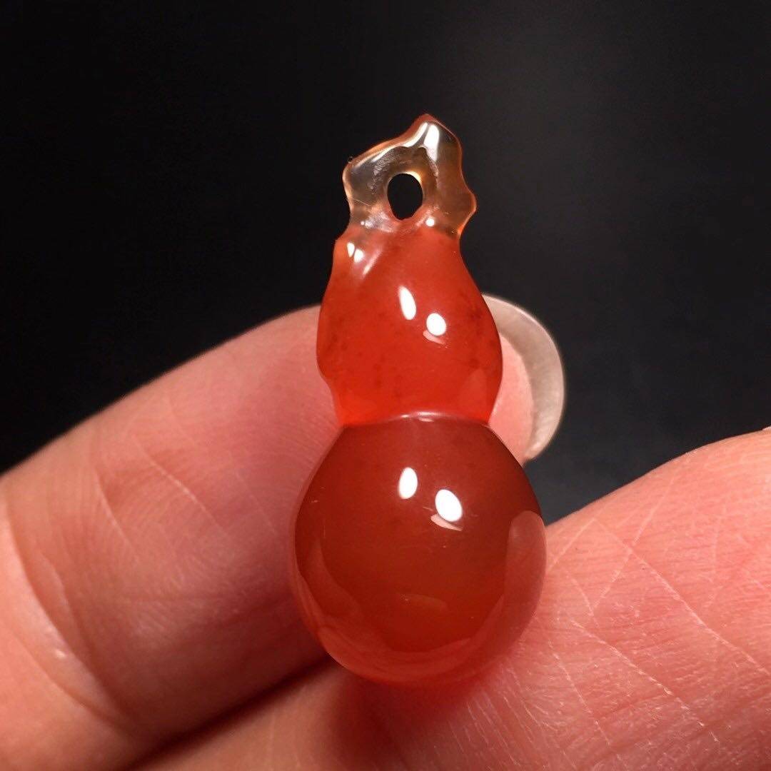 原矿保山南红玛瑙冰红精致葫芦吊坠红润高冰起项坠