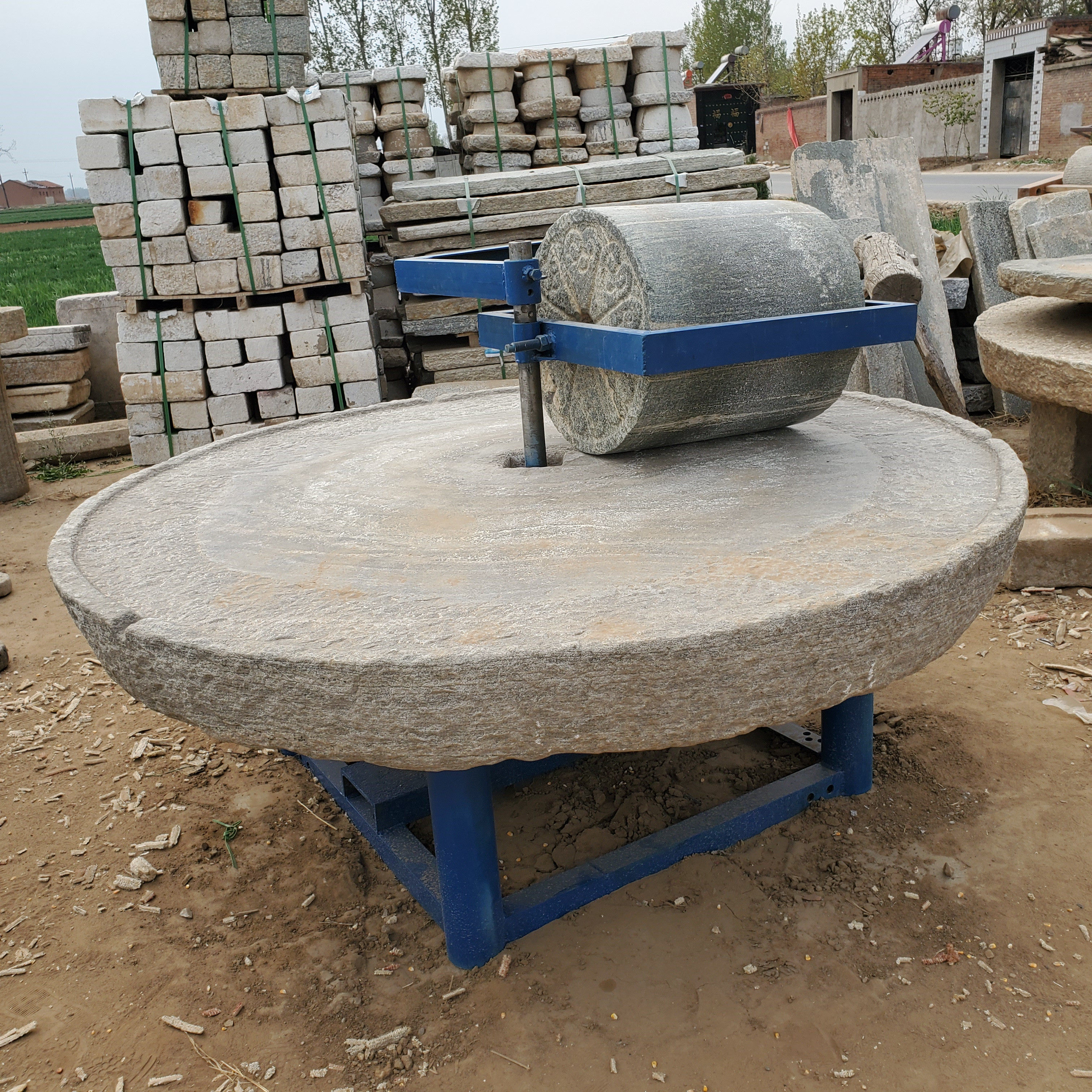 碾子电动石碾子全自动小米石机械老石老式商用碾米机石雕