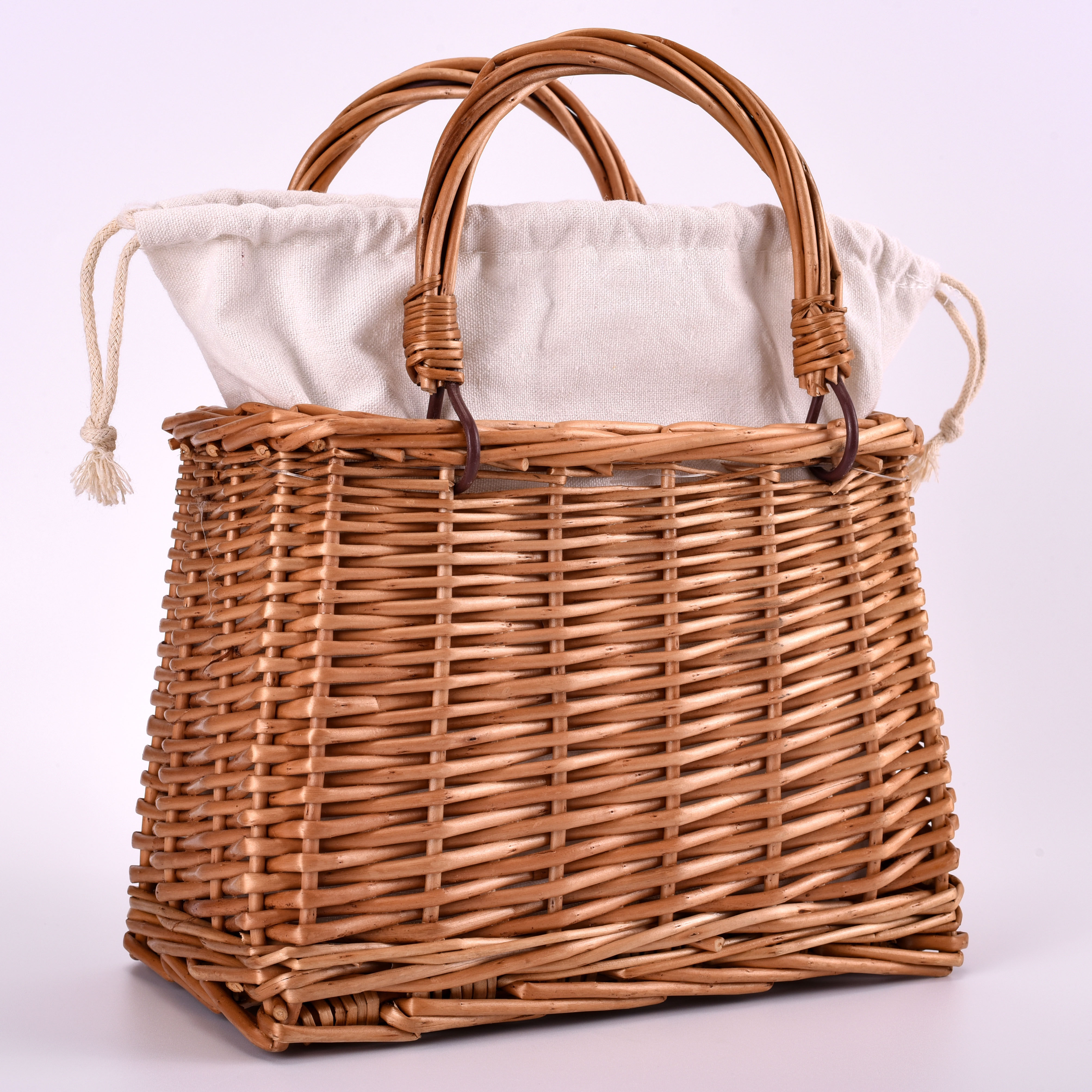 2020新款手提包夏天海边度假ins藤编包包女斜跨百搭时尚简约