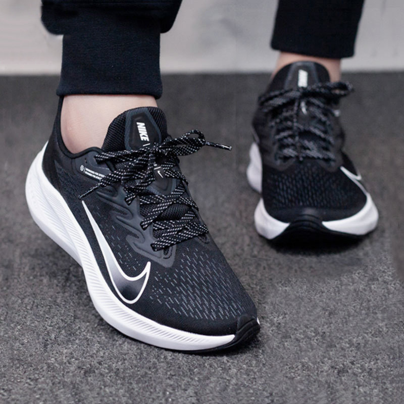 nike耐克女鞋跑鞋zoomwinflo7气垫减震运动鞋春季跑步鞋cj0302