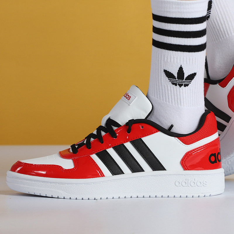 adidas阿迪达斯牛年新款红色色板女鞋休闲鞋2021春季板鞋