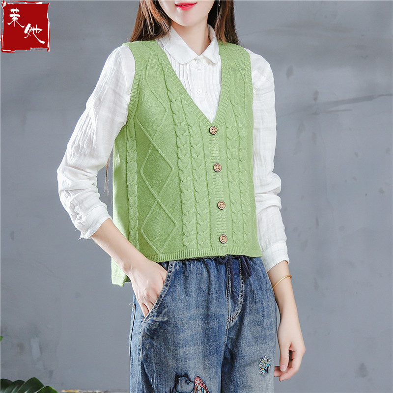 2020秋季新款文艺短款领针针织衫马甲毛衣背心毛针织衫