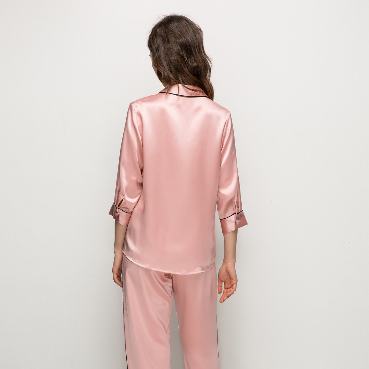 钱皇两件丝绸七分刺绣春秋套装家居服蚕丝桑蚕睡衣