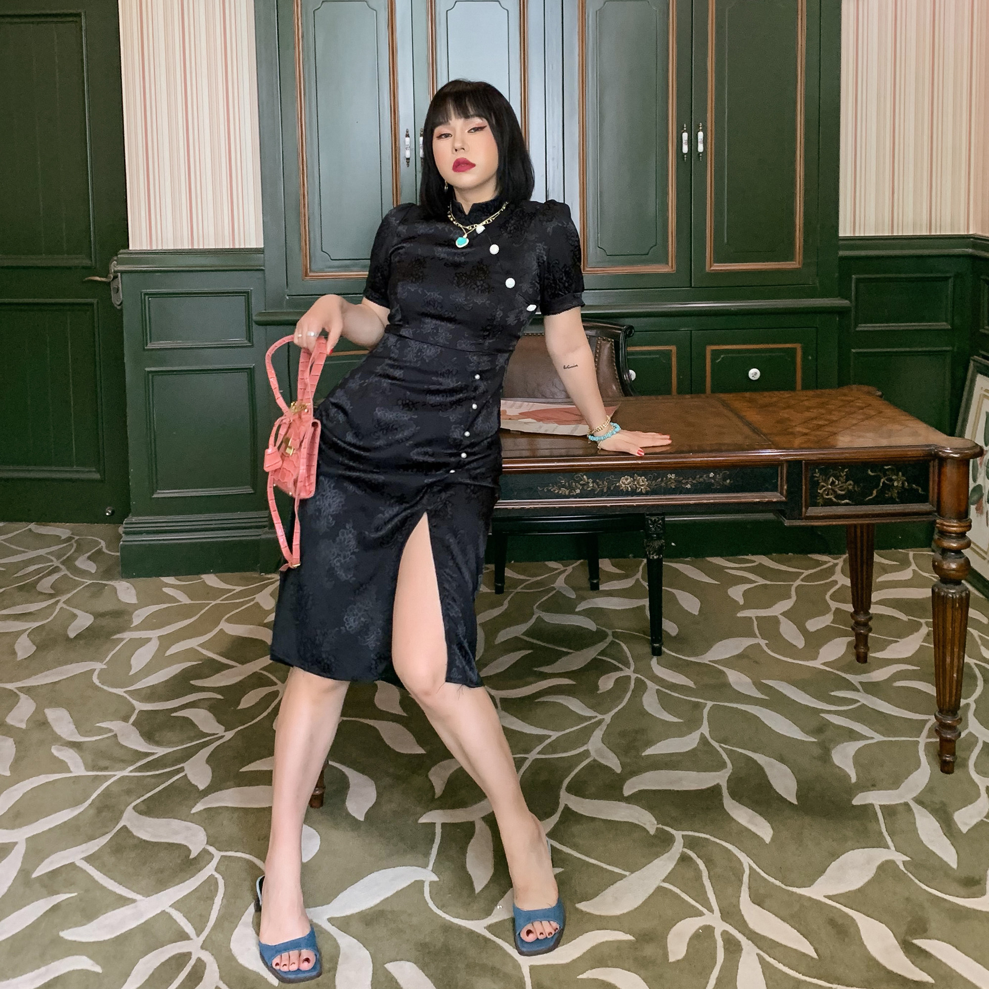 楠哥微胖辣妹中国国风开叉旗袍女大码mm修身连衣裙