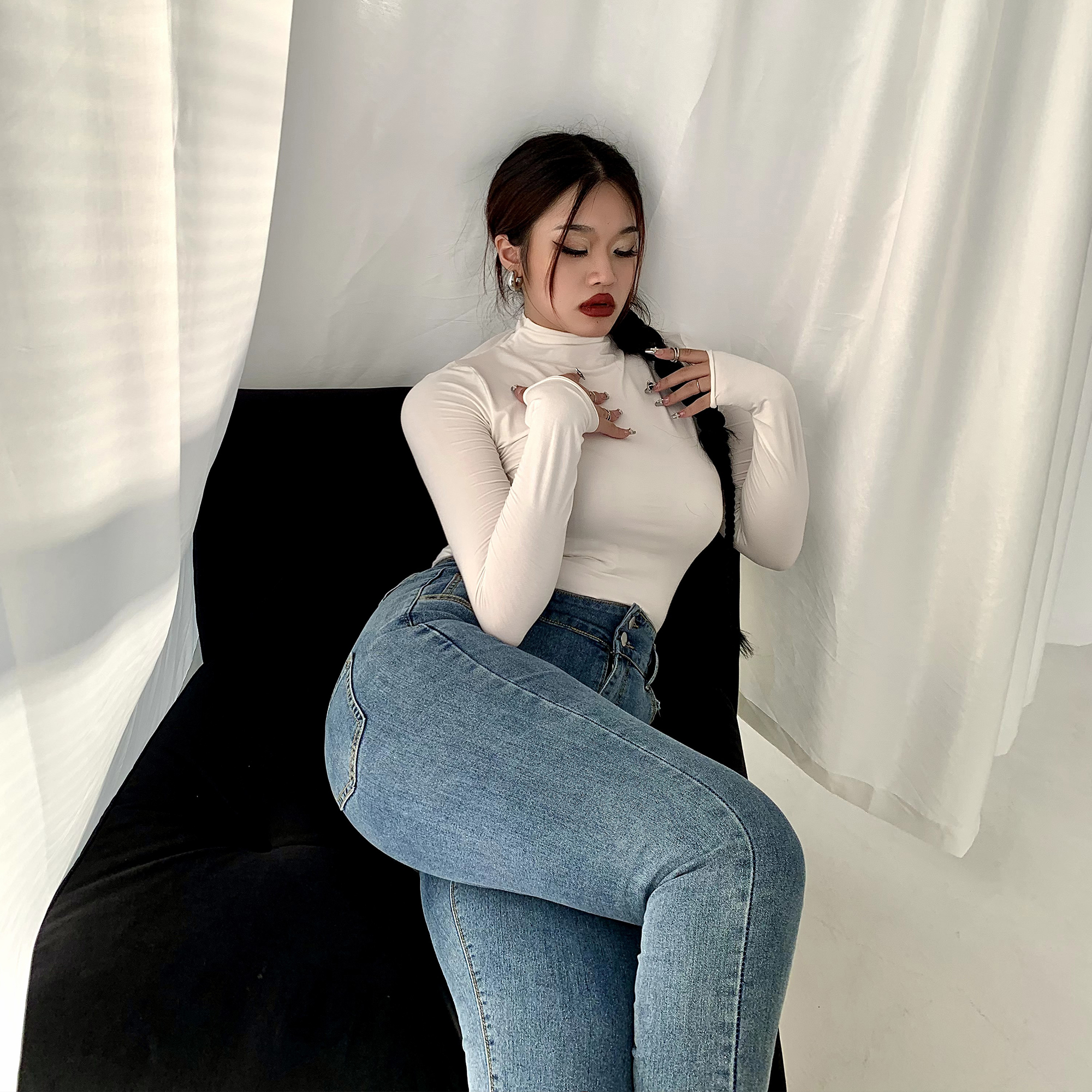 楠哥微胖排扣紧身牛仔裤女高腰大码胖mm秋冬弹力九分小个子小脚裤