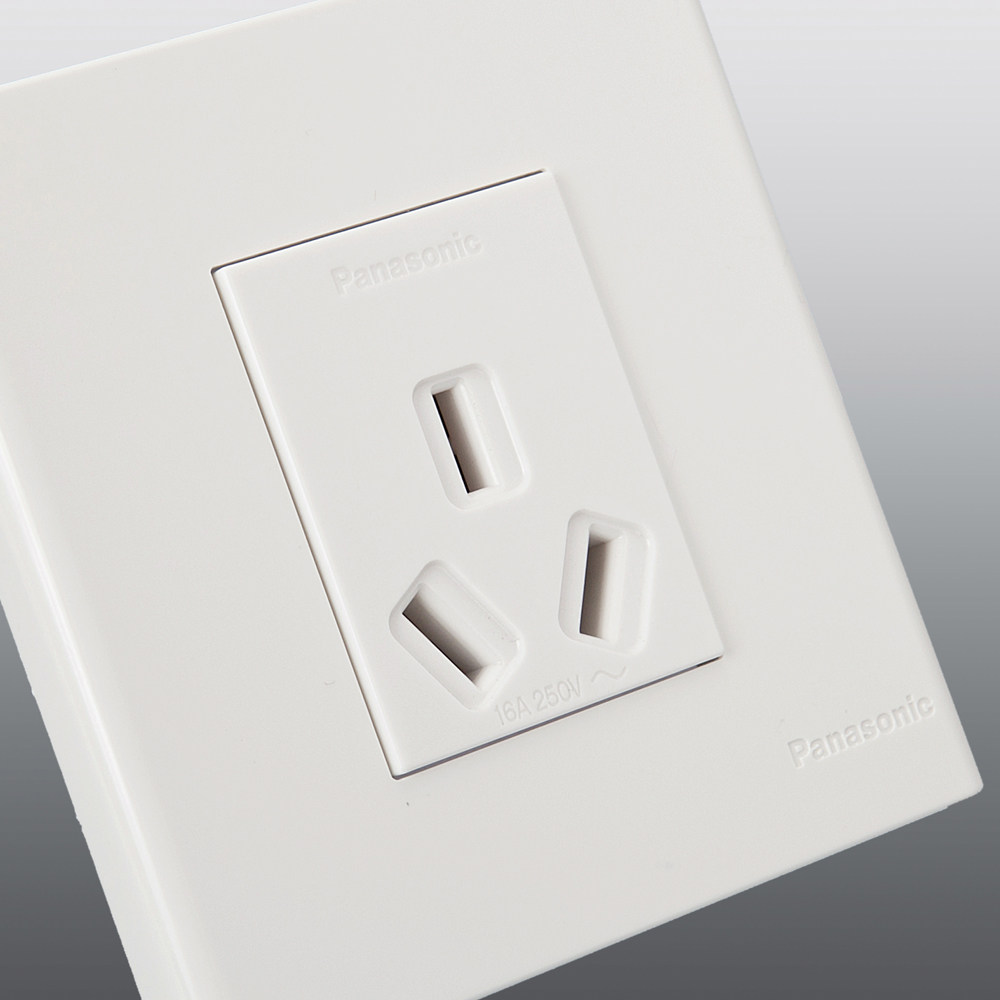 松下宏彩系列电源面板16a3眼插三孔空调插座电源插座