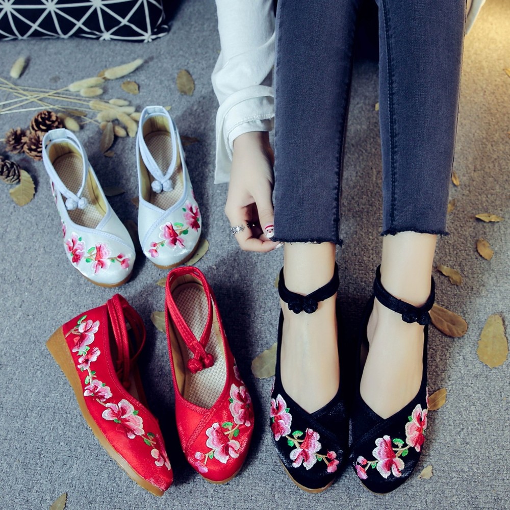 老北京布鞋绣花鞋时尚坡跟鞋复古民族风女鞋单鞋绣花布鞋布鞋