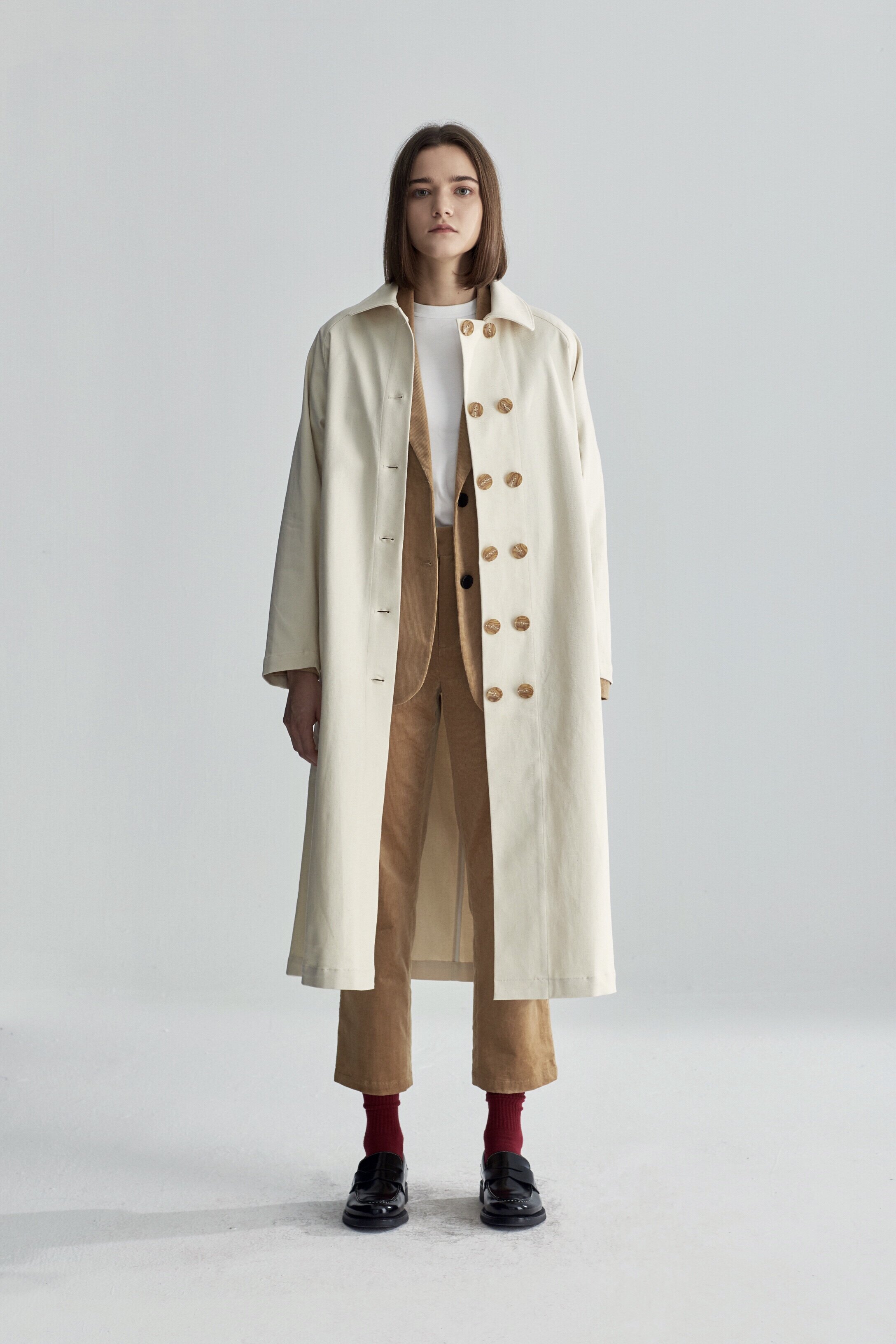 b.plus独立设计日产天然面料双扣宽松棉质乳白色风衣