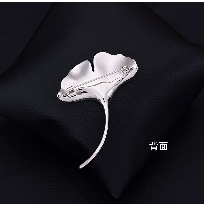 朱一龙同款银杏叶胸针明星同款饰品 男时尚西装胸花简约百搭徽章