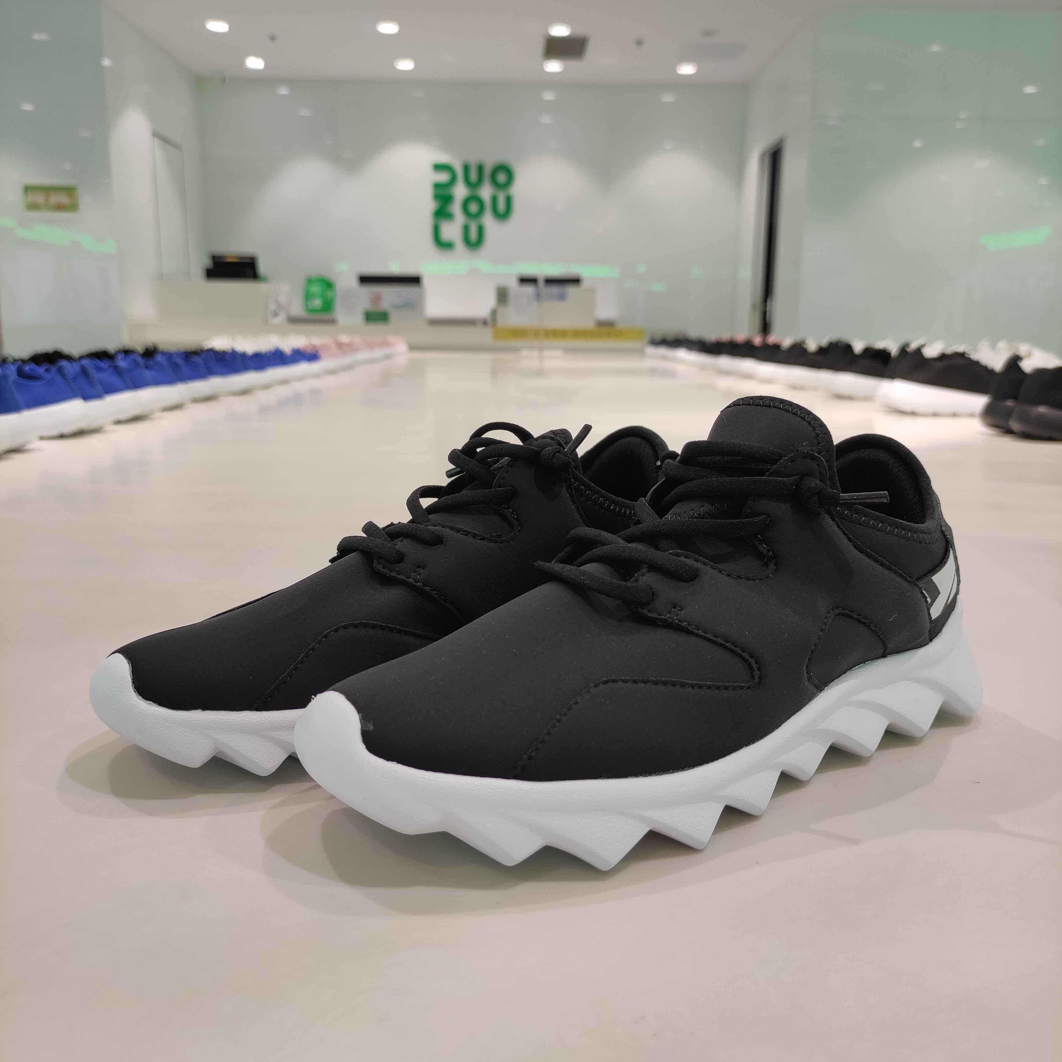 多走路duozoulu官方经典超轻莱卡透气男女女鞋舒适布鞋