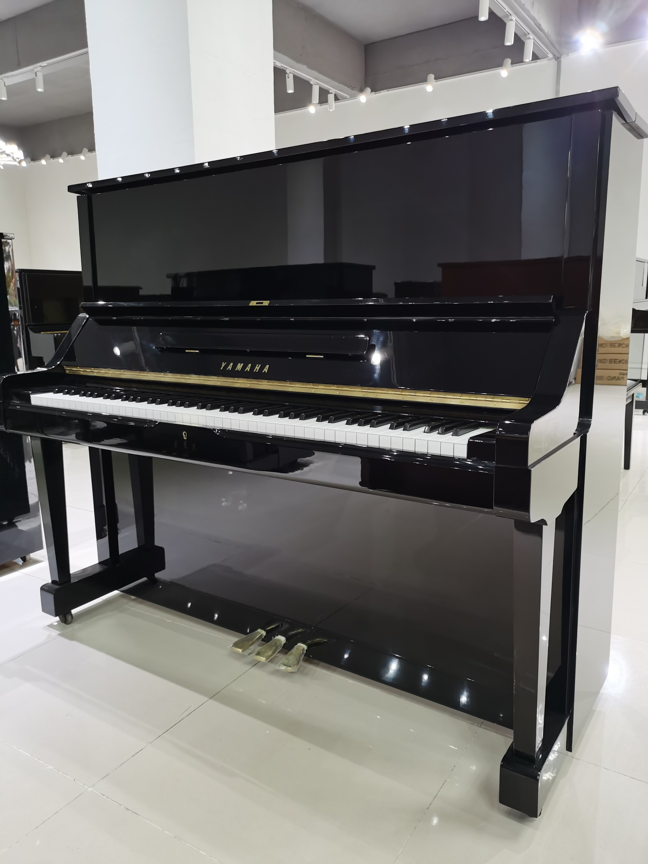高端韩国日本进口二手钢琴英昌三益雅马哈卡哇伊钢琴