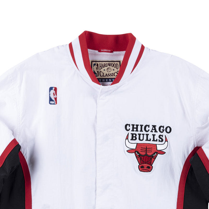 mitchellness 公牛队 1996-97年50周年出场服au复古夹克热身夹克