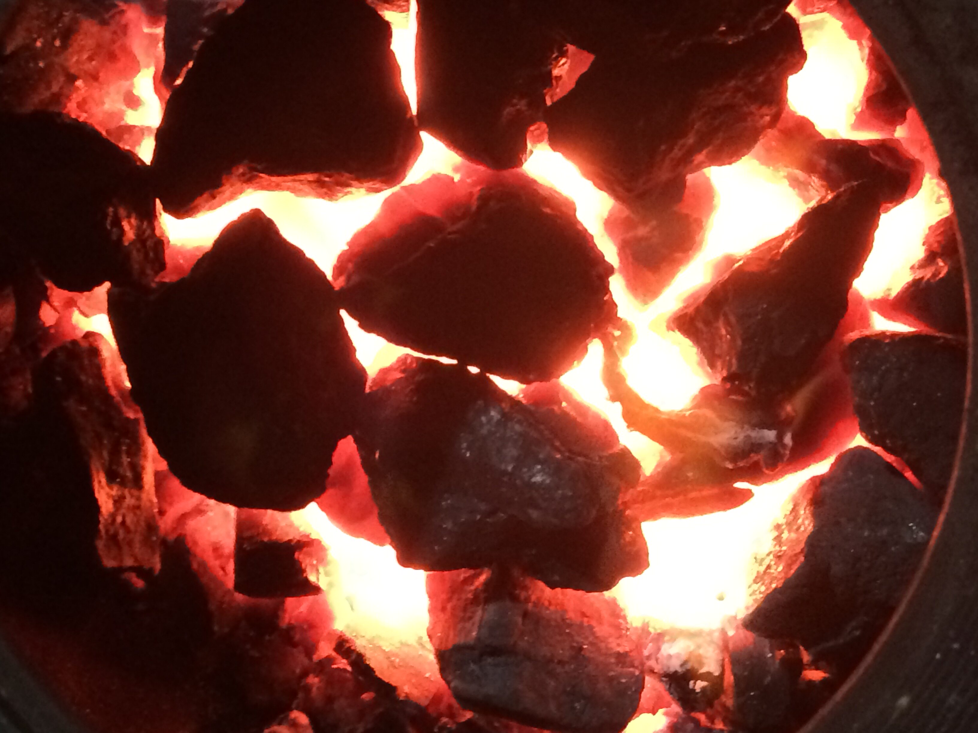 无烟煤无烟煤炭取暖块碳煤块家用环保白煤水洗煤山西批发烧烤炭