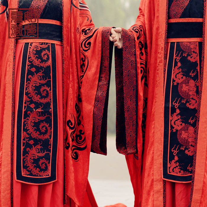 如梦霓裳定制 汉服 婚服[上邪]黑红刺绣衣裳黑红刺绣拖尾曲裾礼服