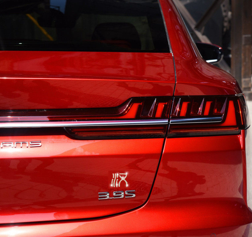 适用于比亚迪汉ev中网车标钻石贴比亚迪汉dm车尾装饰改装镶钻车贴