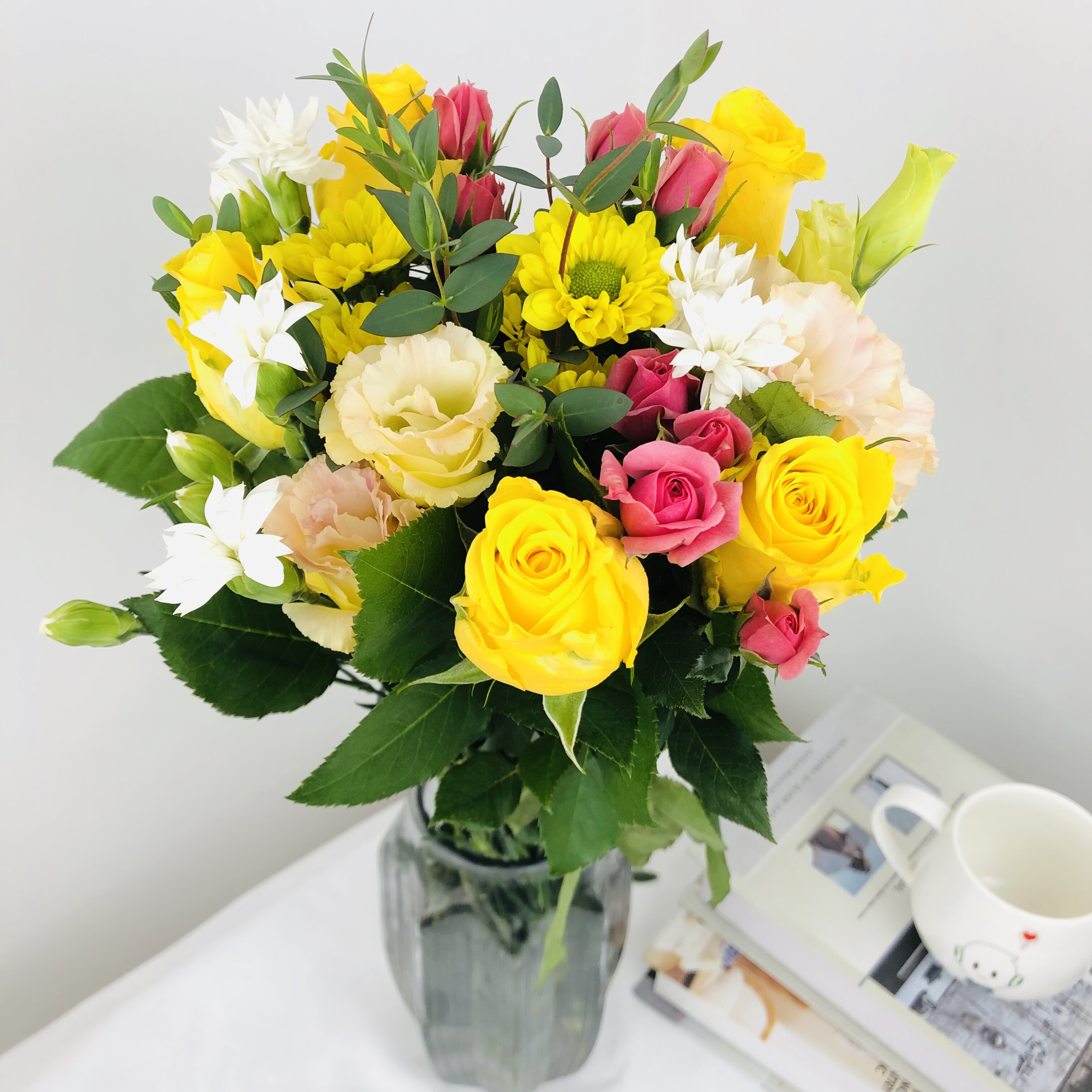 特惠鲜花速递玫瑰混搭花束搭配云南基地直发结婚家居办公美观插花