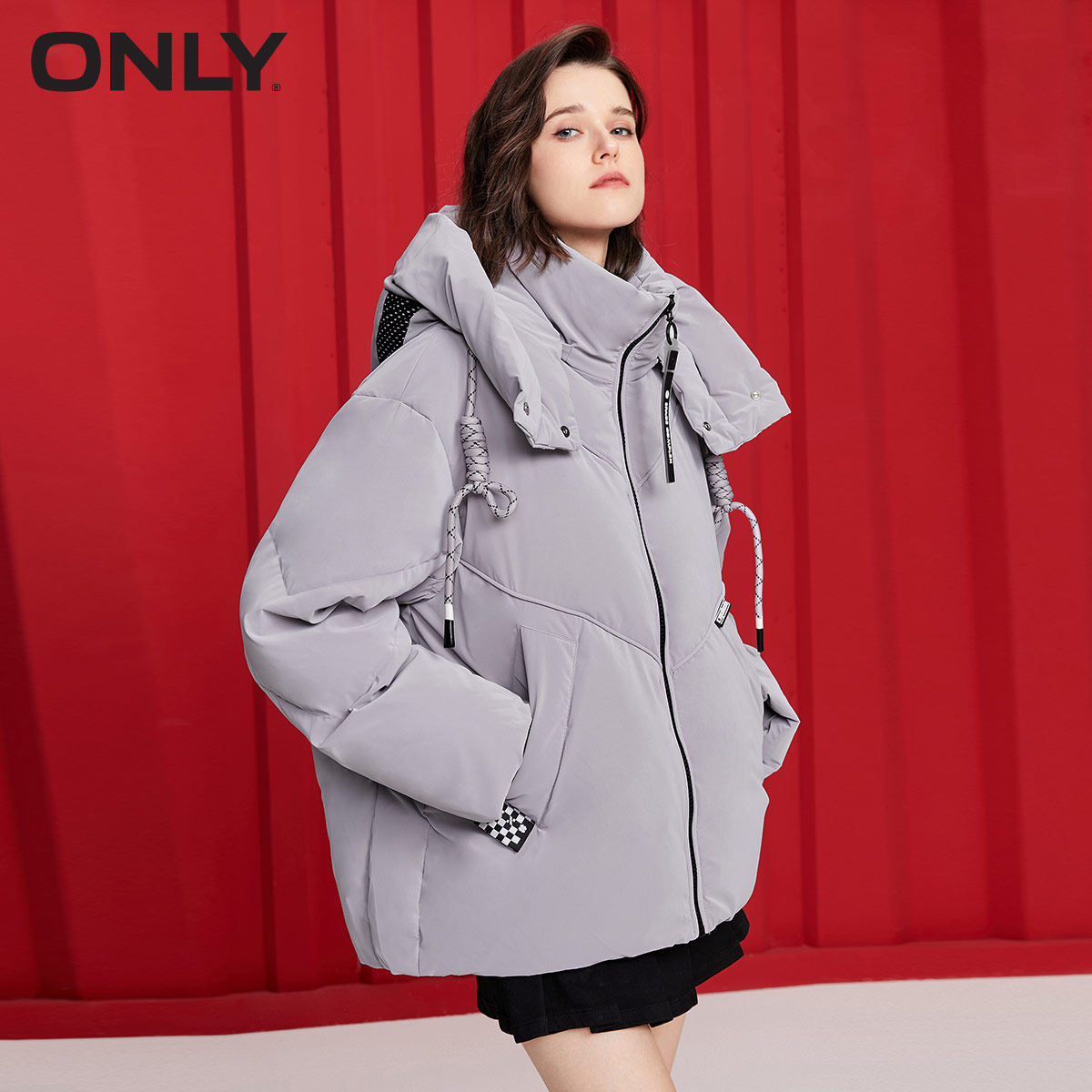 only2022冬季新款白鸭绒鸭绒宽松连帽短款羽绒服122423039羽绒服