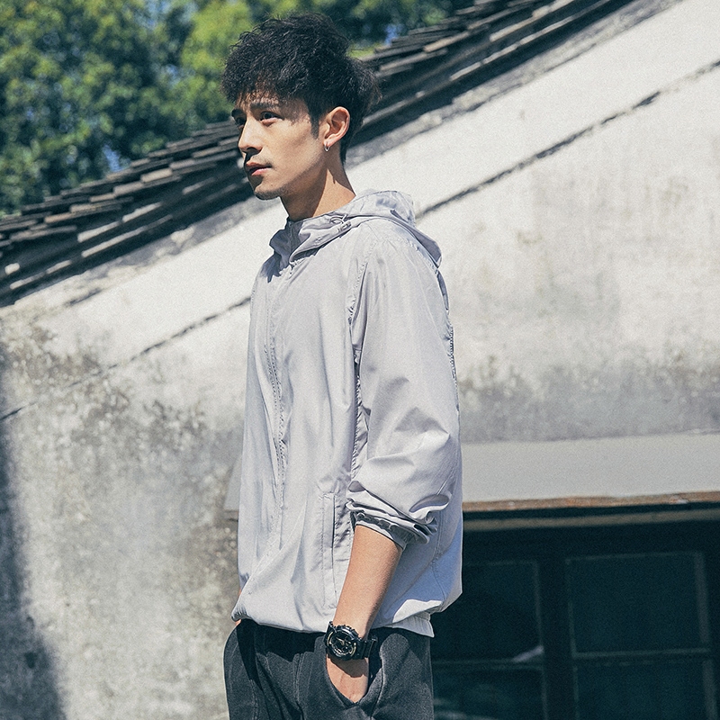 防晒衣服男春夏季新款连帽韩版修身青少年夹克薄款帅气男士外套潮