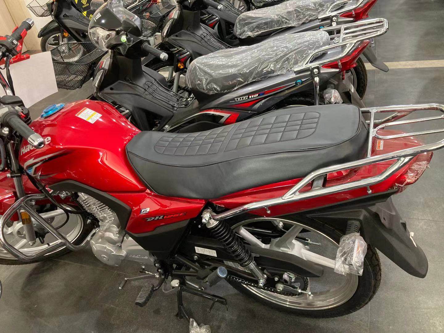 适用豪爵dh125ehj12527摩托车坐垫网状透气隔热座套摩托车坐垫