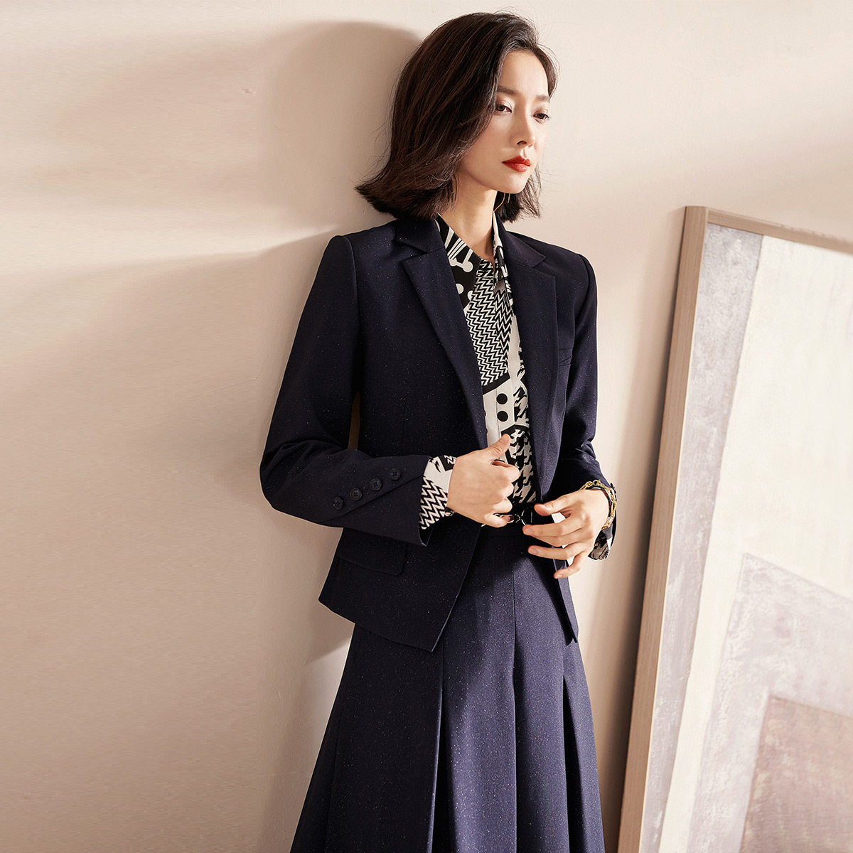 米思阳西装半身裙套装女2022春秋新款气质西服职业ol时尚两件套