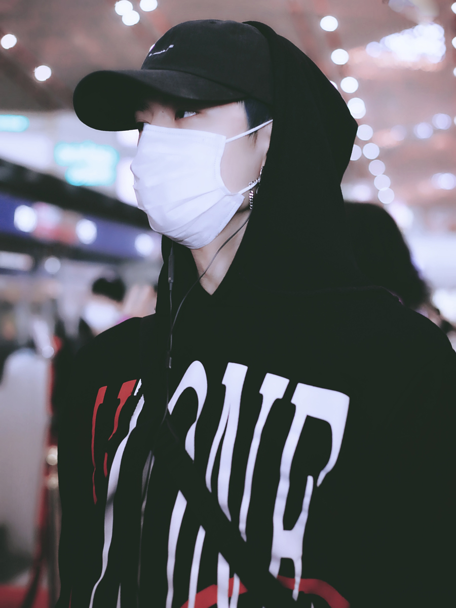 王一博潮牌男女衣帽哈卫嘻哈宽松休闲欧美闪电卫衣