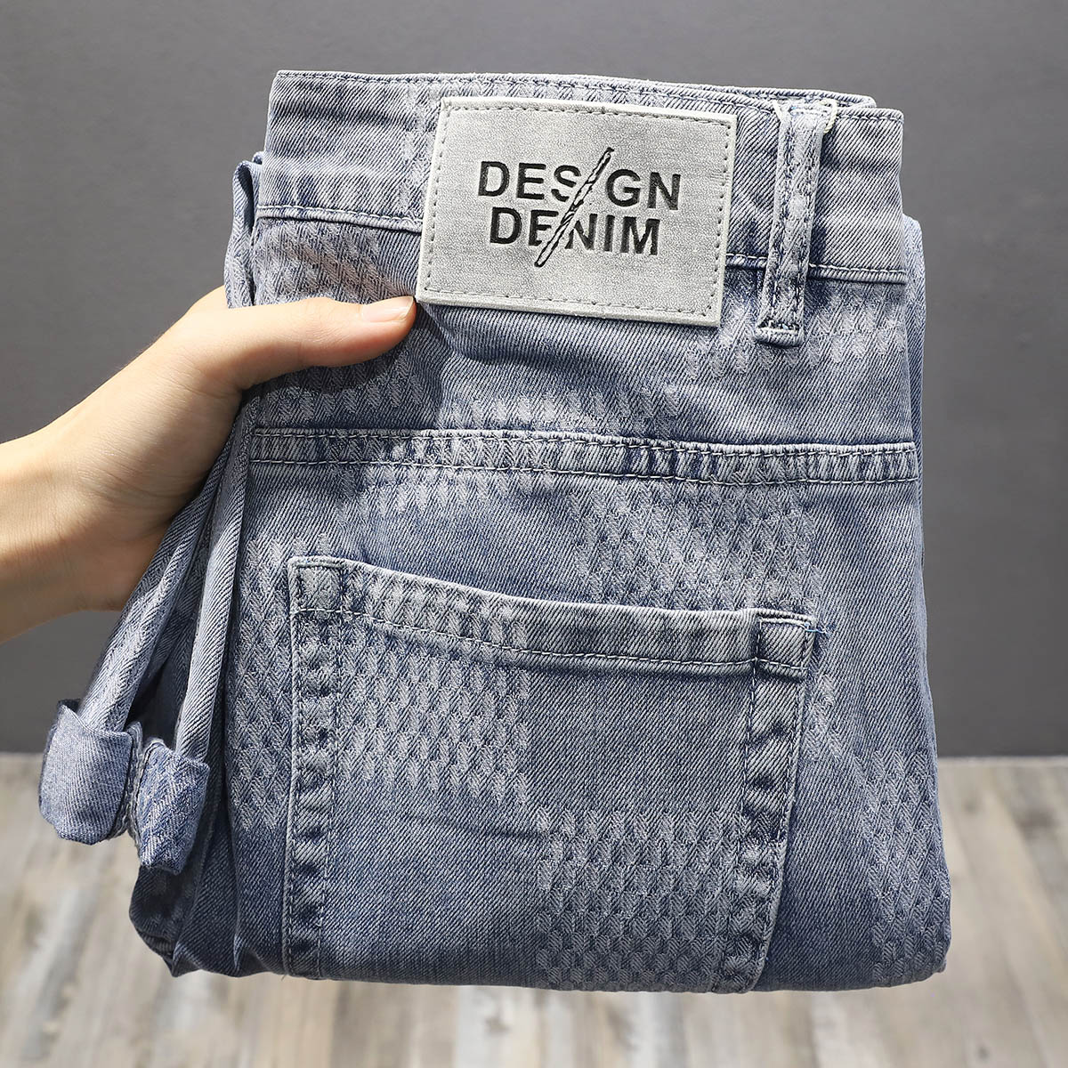 欧洲站格子设计感牛仔裤男士修身长裤潮流ins时尚个性夏季浅蓝色