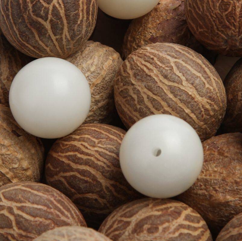 白玉菩提根原籽超大高密顺白风化原料散珠男女手串手链颈链108颗s