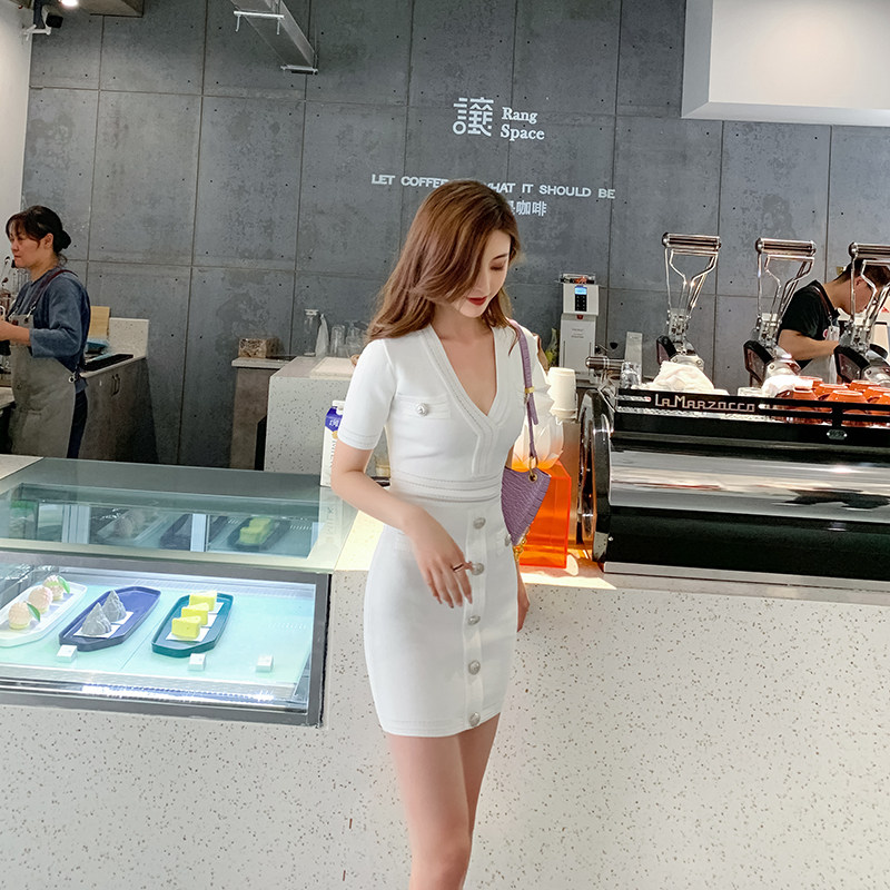 阿伊家李伊霏2020新品名媛气质修身显瘦包针织连衣裙连衣裙