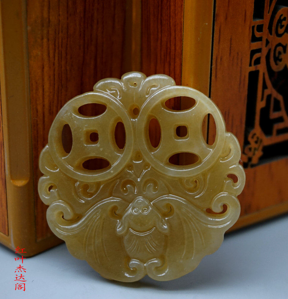 和田天然玉福眼前吊坠玉佩糖玉蝙蝠挂件男女颈饰