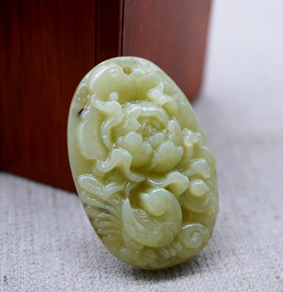 和田浅黄喜上眉梢吊坠男女玉石花开富贵玉坠挂件花鸟颈饰