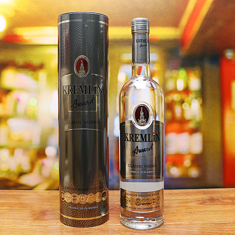 俄罗斯进口克里姆林宫伏特加700ml经典系列礼盒盒装伏特加