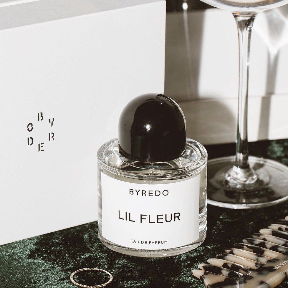 拜瑞朵lilfleur初澜狂花香水黑醋醋栗柑橘玫瑰香水