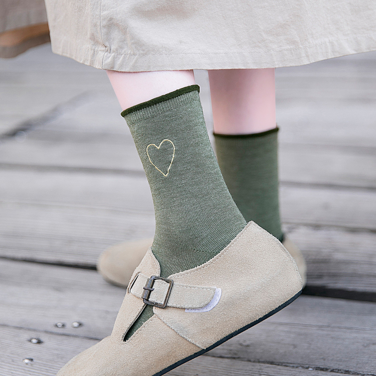 袜子女中筒袜韩版日可爱学生棉袜纯棉短袜