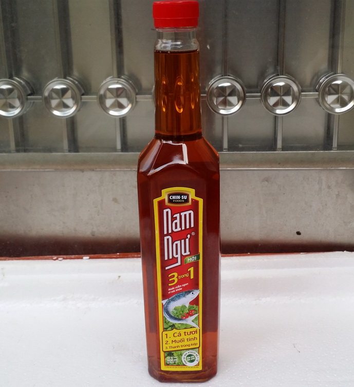 越南调味品chinsu鱼露500ml烹饪调料好帮手推荐鱼汁鱼露