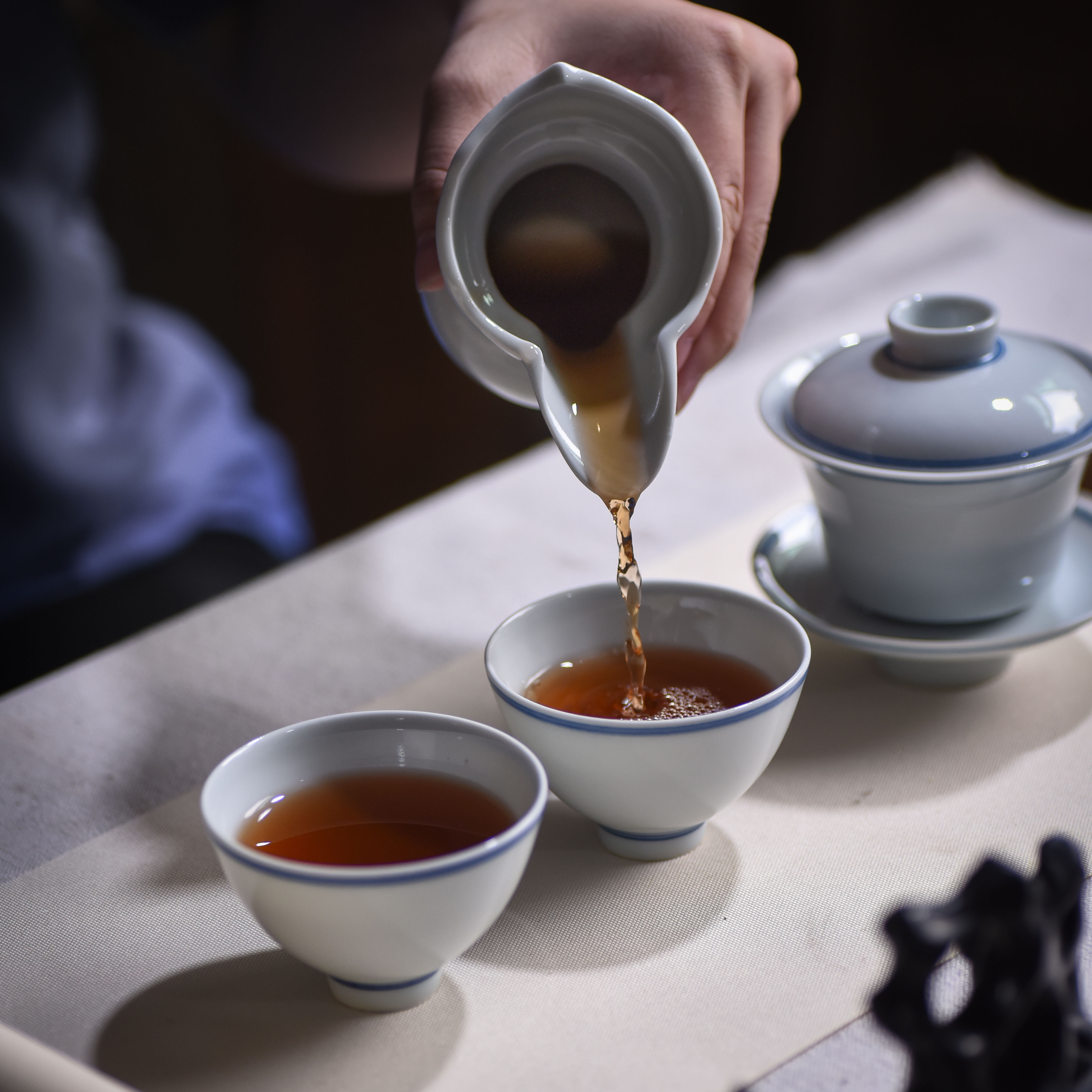 清雨手绘玄纹双线盖碗盖碗茶茶杯景德镇手工陶瓷盖碗