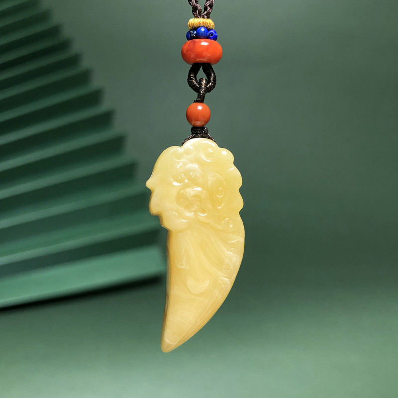 北辰珠宝中式龙牙狼牙兽面琥珀蜜蜡吊坠雕件颈饰