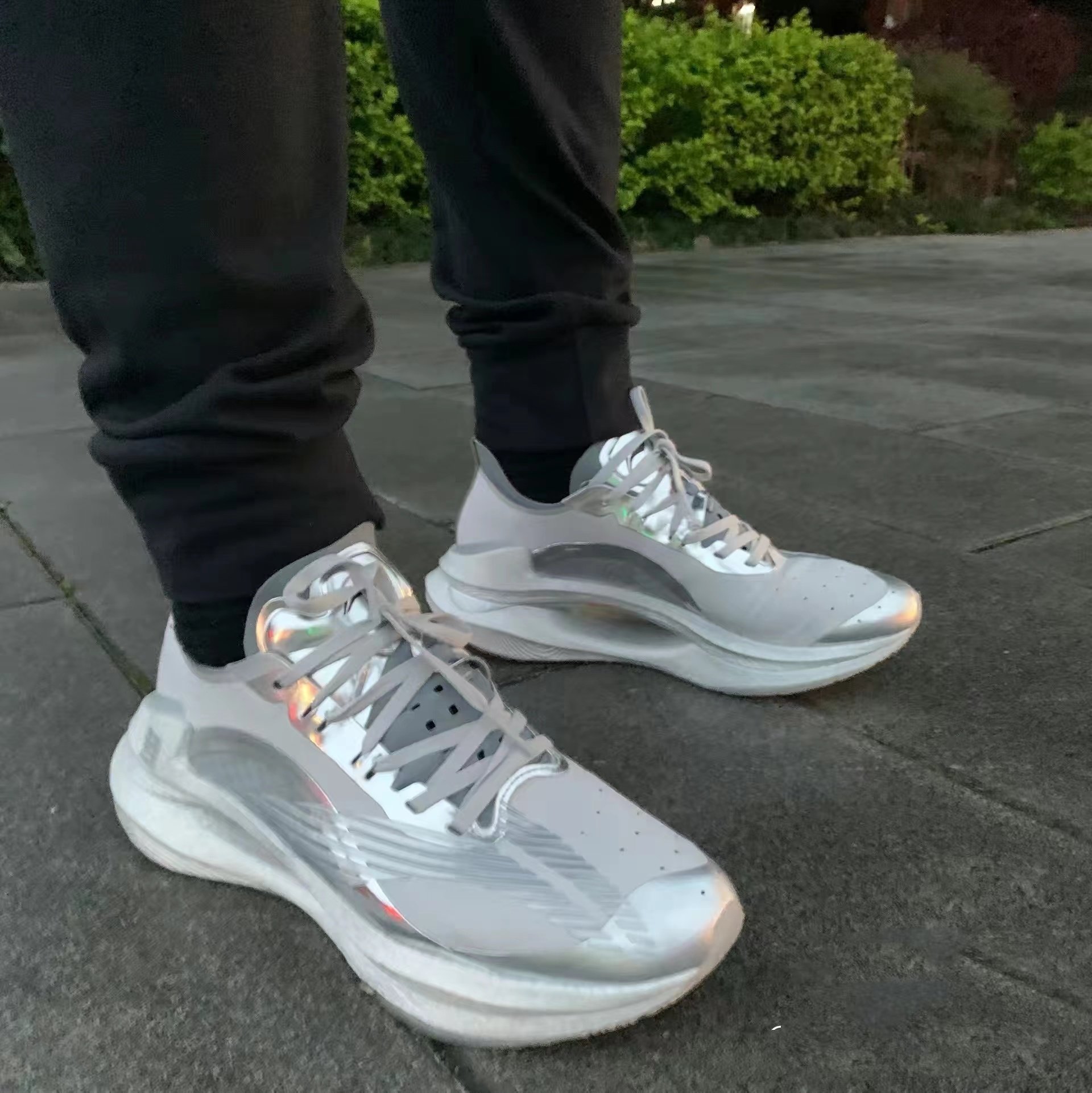 现货李宁42绝影国运动发光透气回弹弹速马拉松跑步鞋