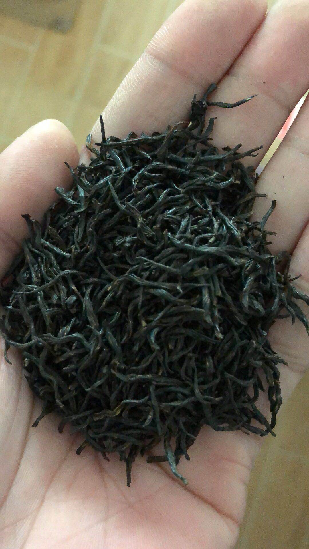 桂圆香黑金骏眉红茶罐装 黑芽桂圆味浓香型 正山小种红茶散装500g