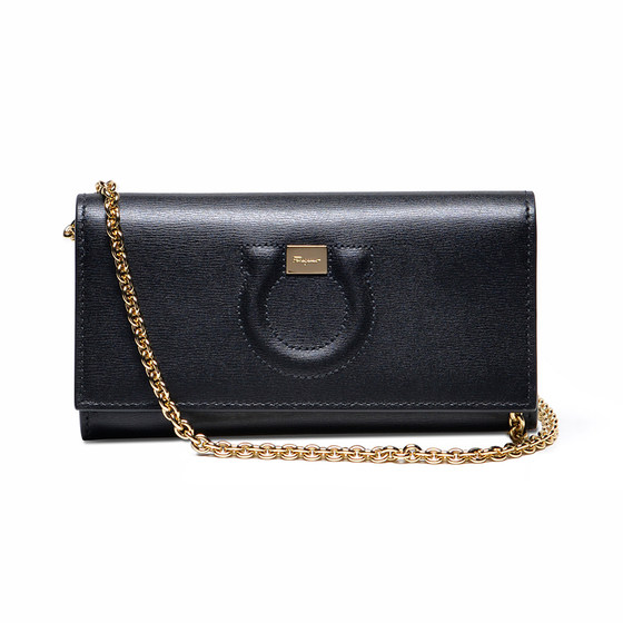 Ferragamo / Ferragamo Women's Bag Women's Black Bow Chain Bag 22d513 Ferragamo / Ferragamo Women's Bag Women's Black Bow Chain Bag 22d513