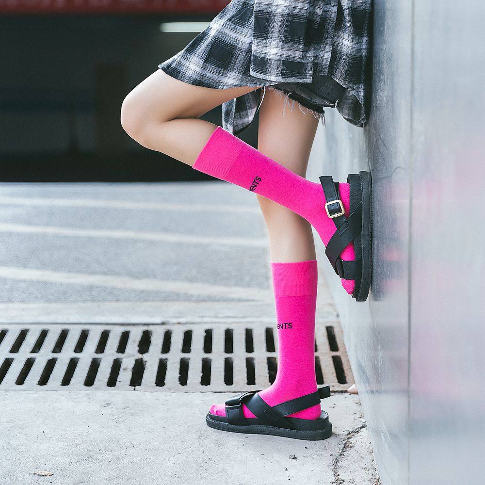 长腰袜子女潮韩版秋季中长款韩国百搭ins简约高筒粉色个性小腿袜