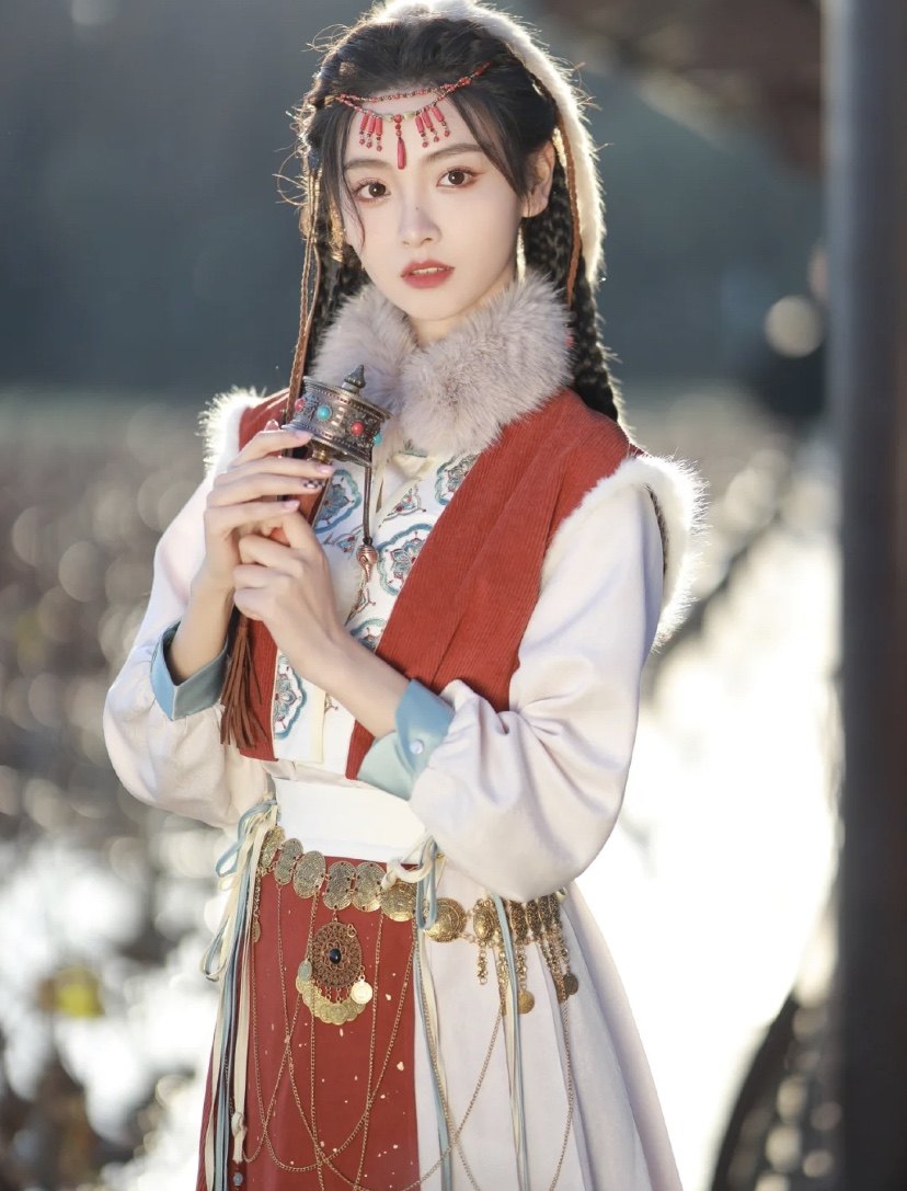 惊鸿初见唐制改良小枫同款cos汉服女冬季唐褙子圆领破裙套装大漠