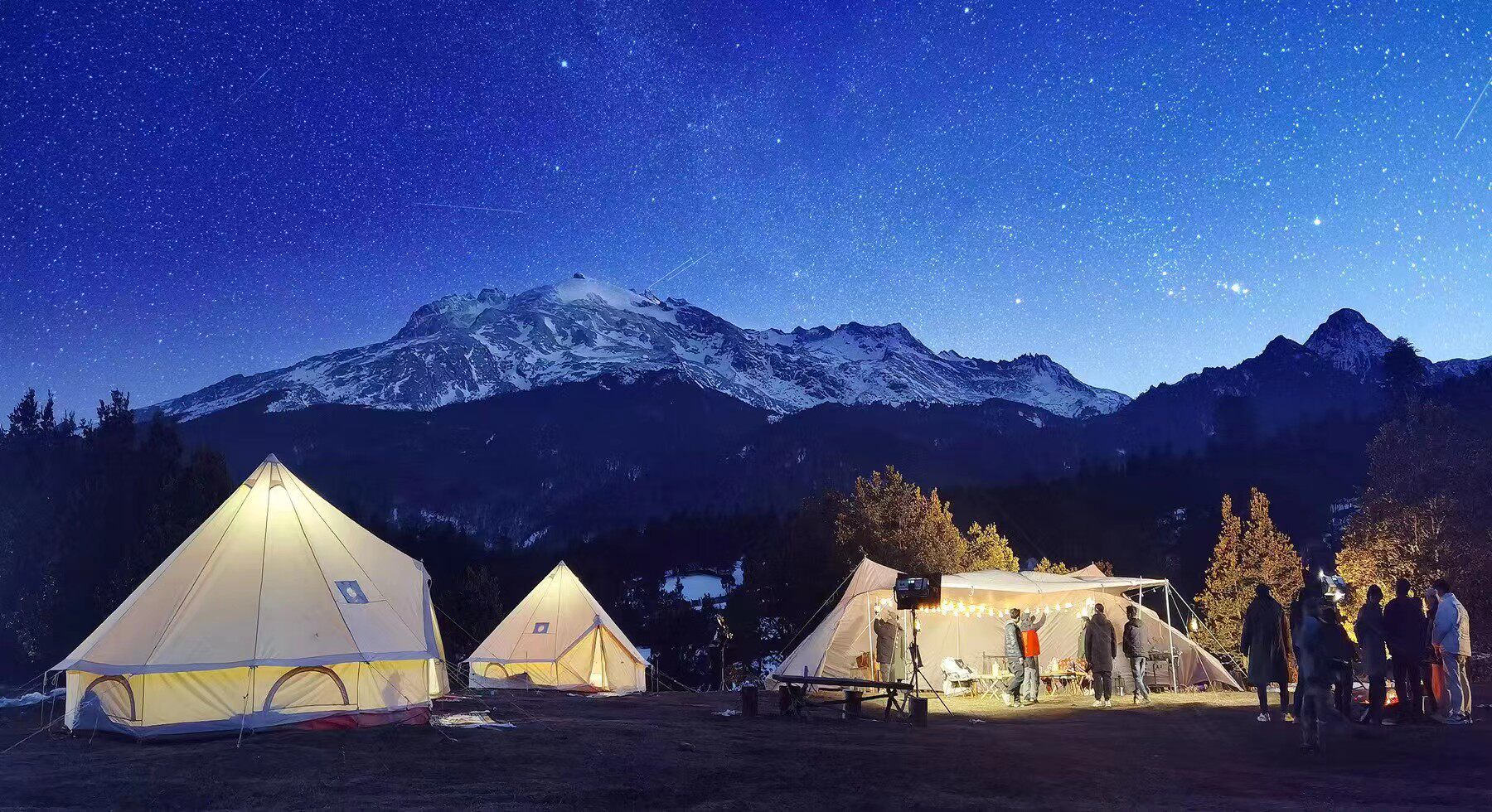 云南旅游香格里拉哈巴雪山露营帐篷营地3日白水台虎境内跟团游