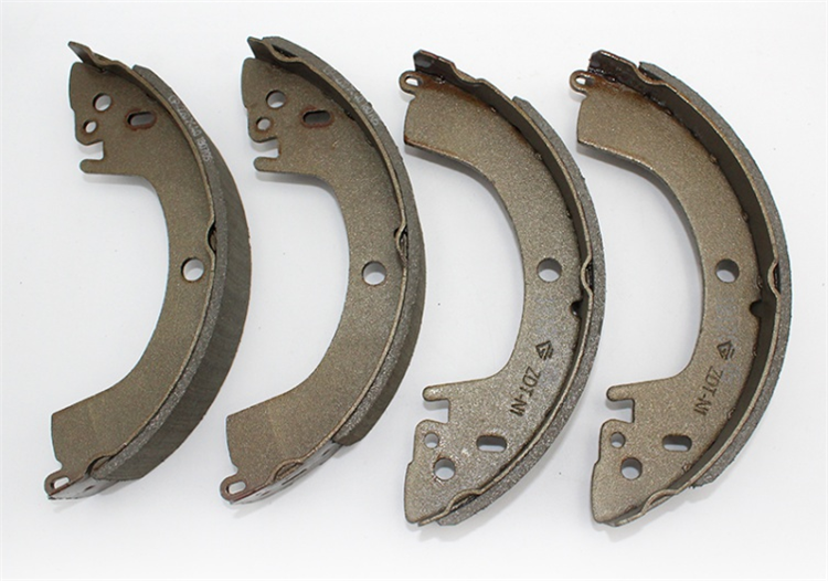 专用用于五菱之光63766400638963886390刹车片制动刹车蹄