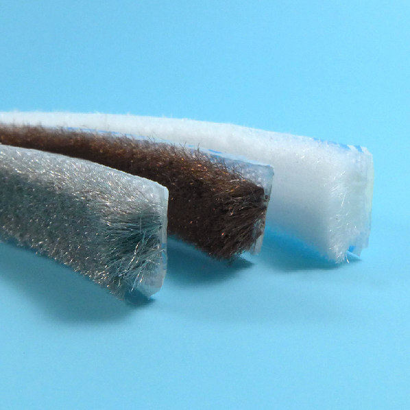 5米力佳隆毛条白色自粘窗户密封条塑钢铝合金门缝密封条