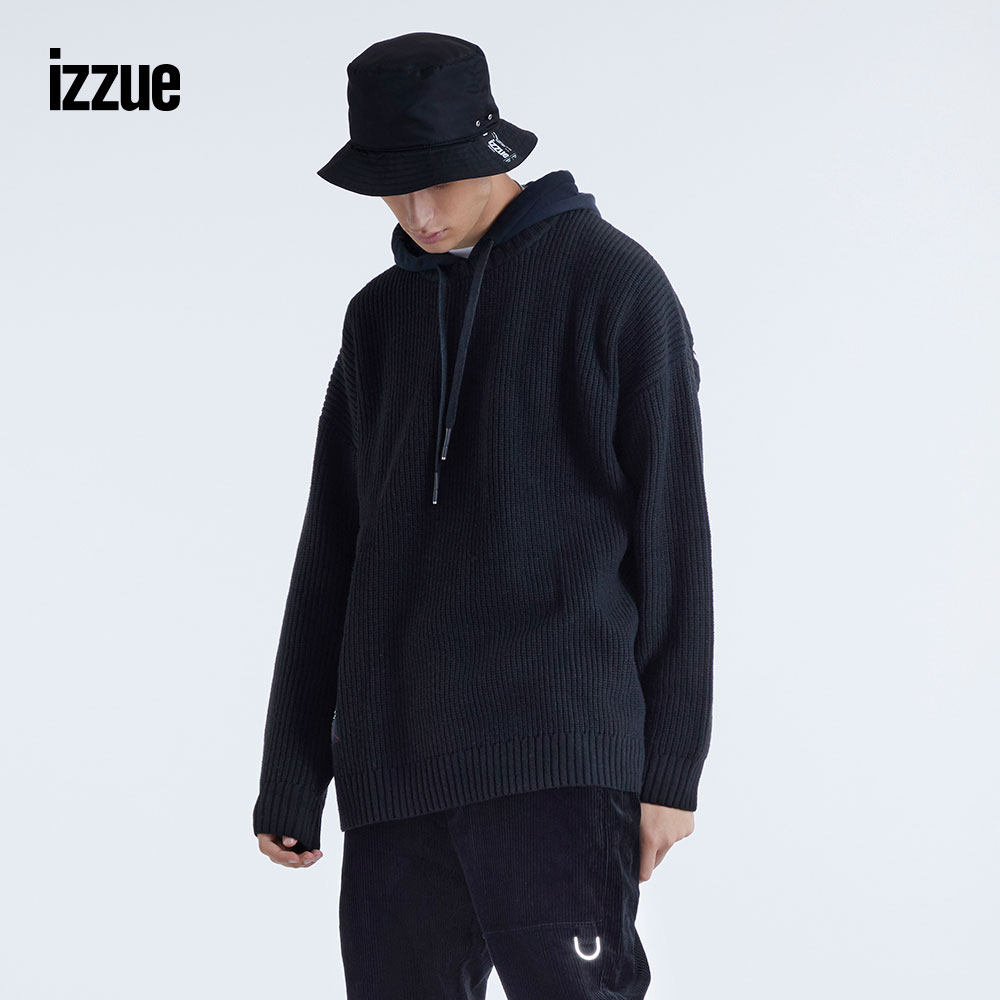izzue男装连帽针织毛衣冬季潮流宽松落肩印花针织衫