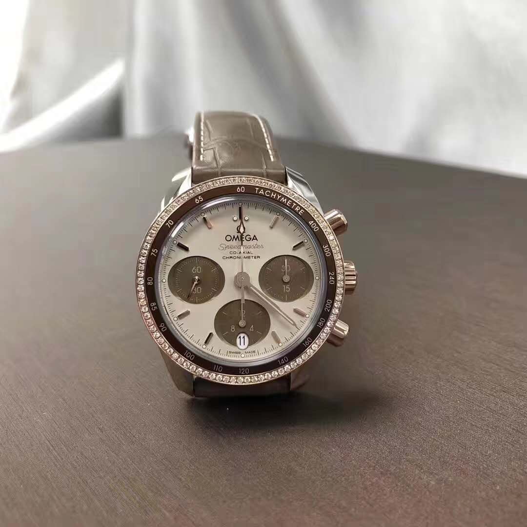 环球OMEGA欧米茄超霸玫瑰金钢镶钻 机芯男表 324.28.38.50.02.002